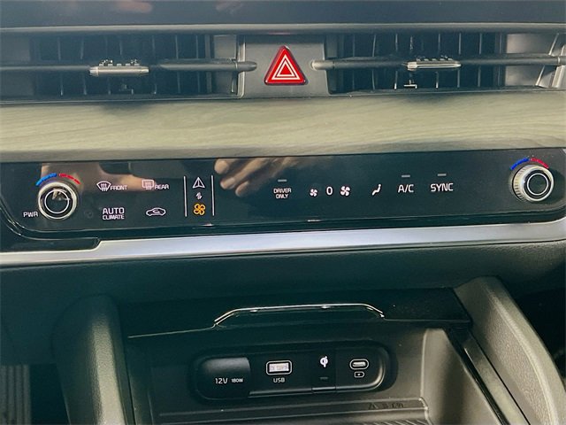 Used 2025 Kia Sportage X-Line image 16