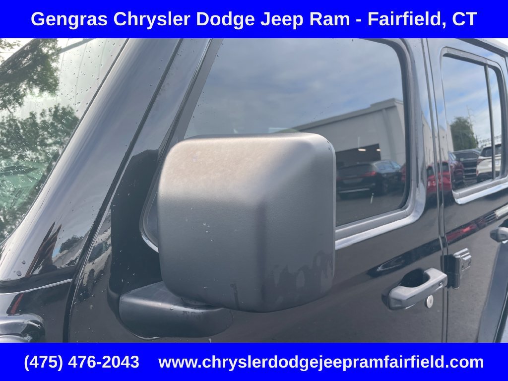 Certified 2024 Jeep Wrangler Unlimited w/ Convenience Group AWD/4WD image 14