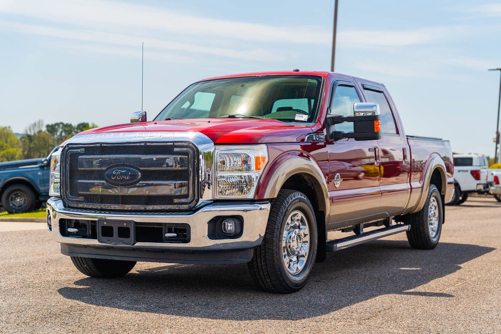 Used 2014 Ford F250 Lariat w/ Lariat Ultimate Package image 3