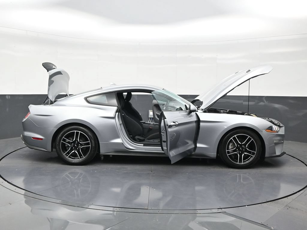 Used 2022 Ford Mustang Coupe w/ Equipment Group 101A RWD image 30