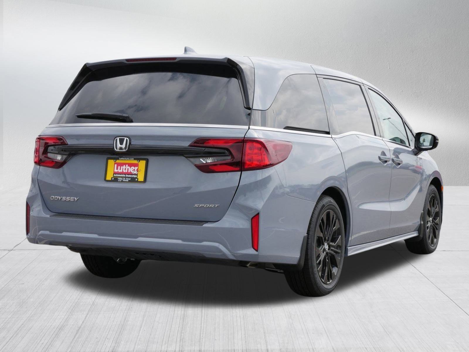 New 2026 Honda Odyssey Sport-L image 2