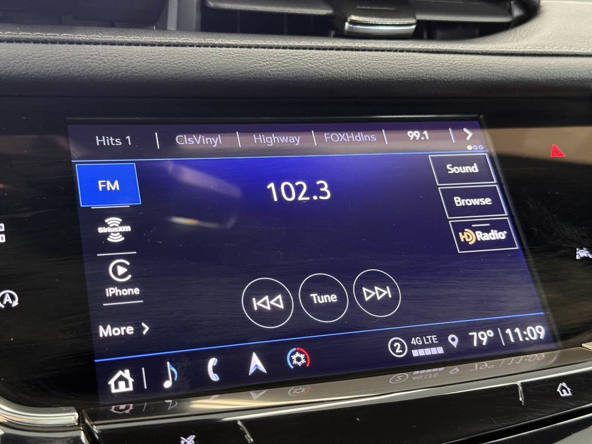 Used 2024 Cadillac XT6 Premium Luxury w/ Technology Package image 65