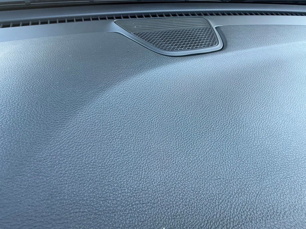 New 2026 Chrysler Pacifica Limited image 11