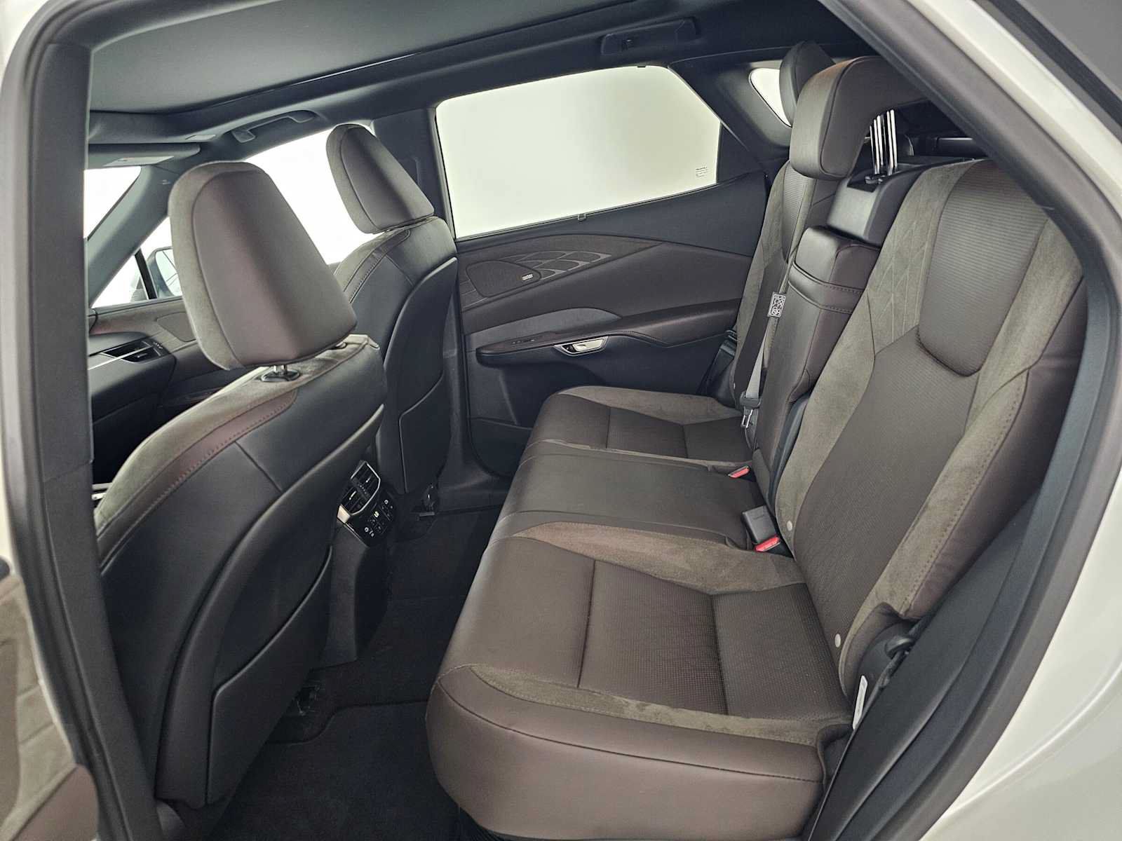 Certified 2026 Lexus RX 350 w/ Convenience Package AWD/4WD image 16