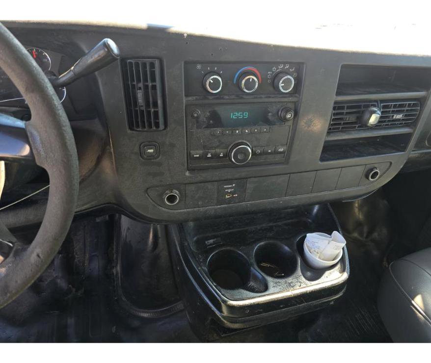 Used 2008 Chevrolet Express 3500 image 8