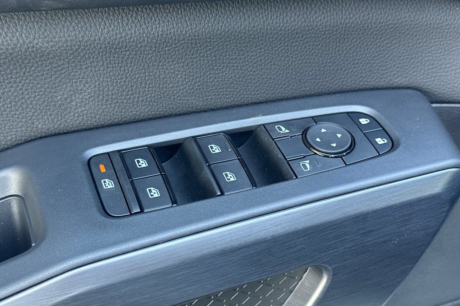 New 2026 Nissan Pathfinder Rock Creek AWD/4WD image 13
