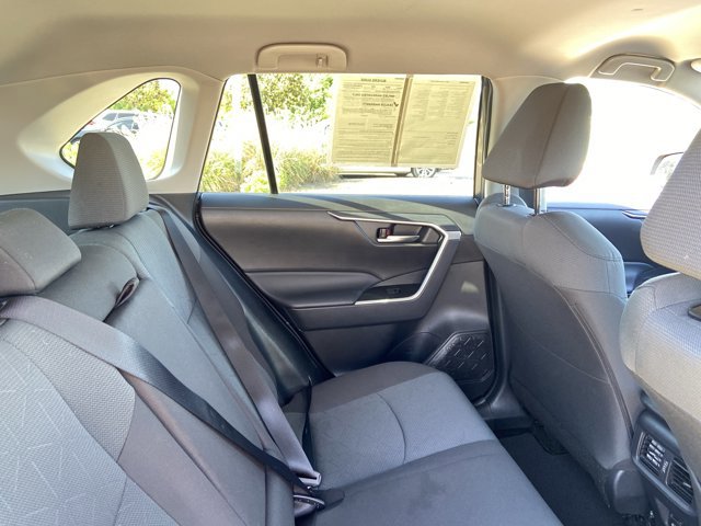 Used 2024 Toyota RAV4 XLE FWD image 21