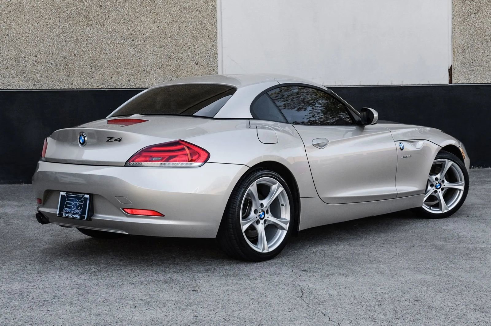 Used 2012 BMW Z4 sDrive28i image 9