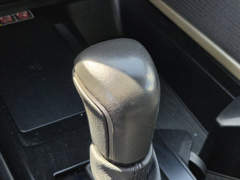 Used 2025 Toyota Camry SE FWD image 21