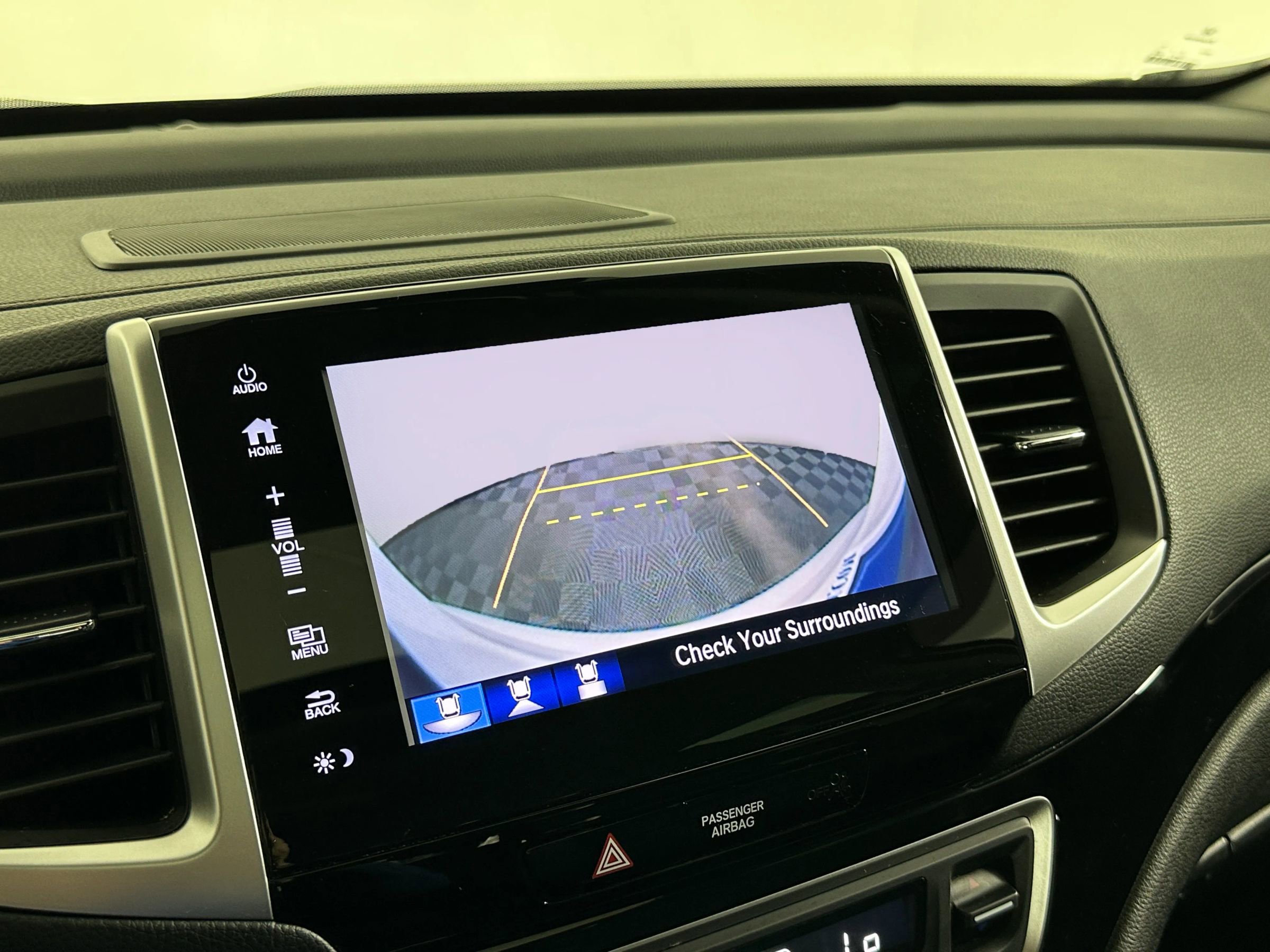 Used 2017 Honda Pilot Touring image 43