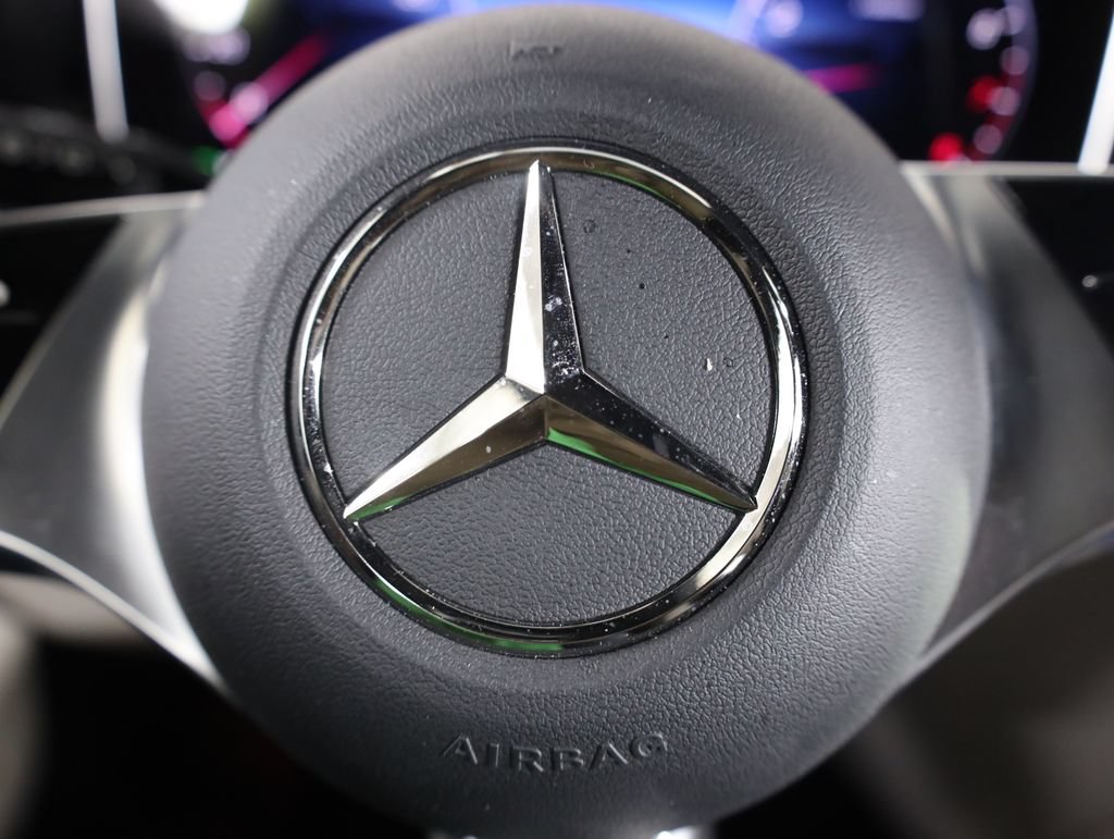 Used 2026 Mercedes-Benz GLC 300 4MATIC image 27
