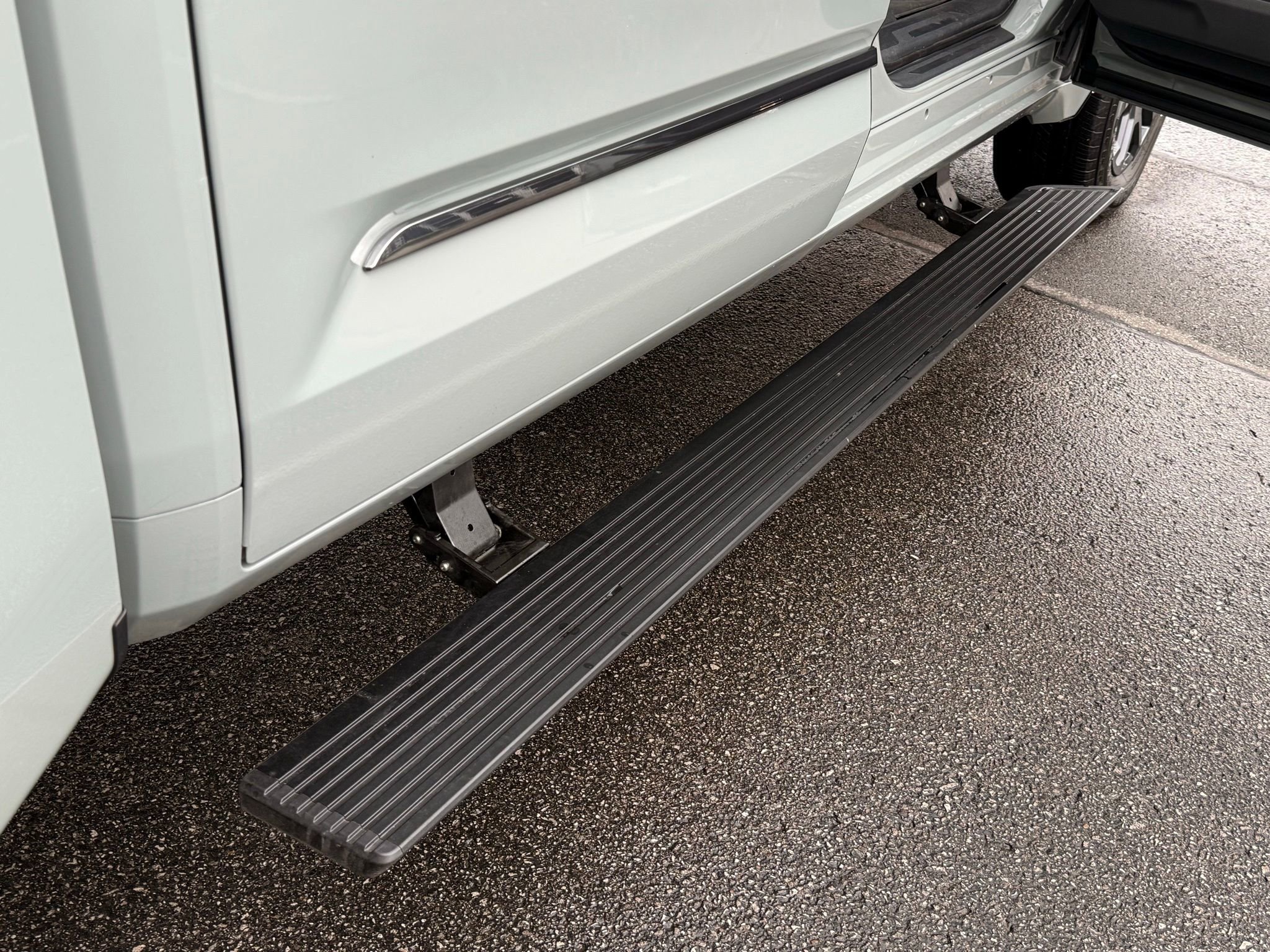 Used 2025 Toyota Tundra Platinum image 19