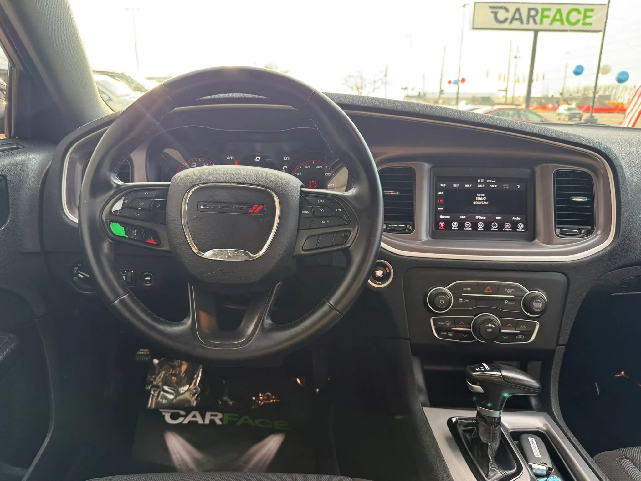 Used 2020 Dodge Charger SXT w/ Blacktop Package RWD image 25