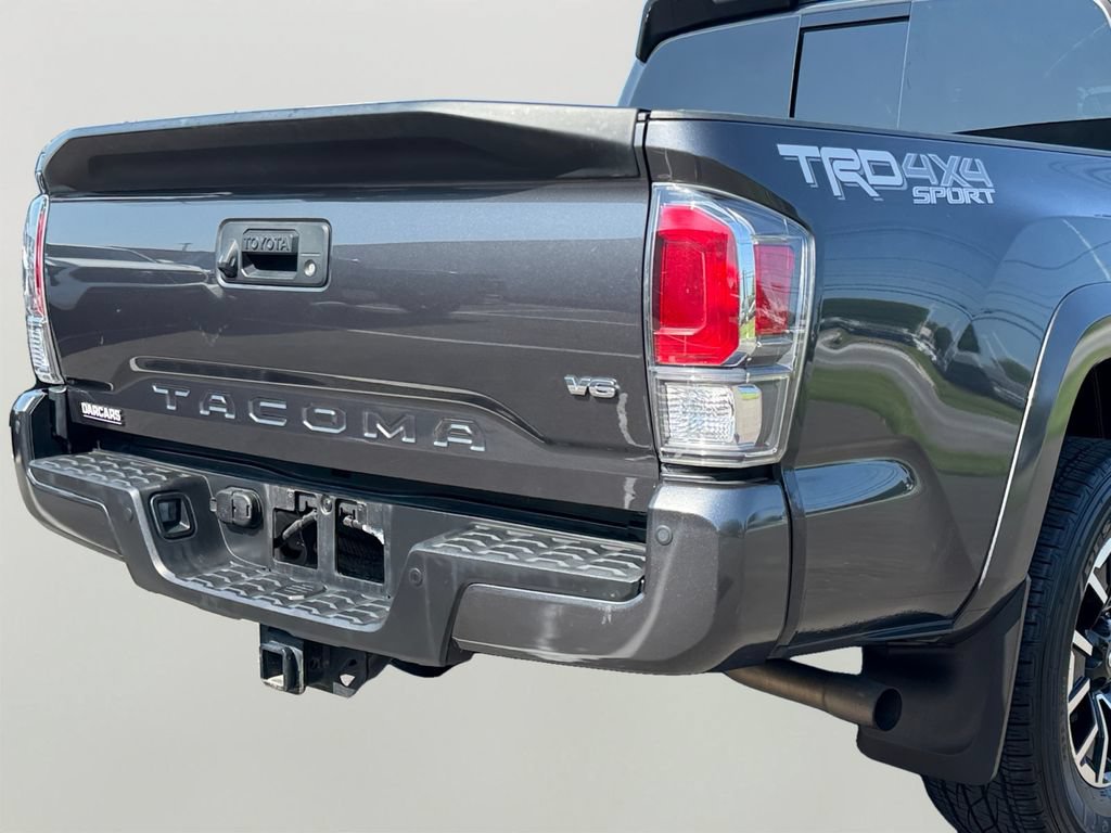 Used 2023 Toyota Tacoma TRD Sport w/ Technology Package AWD/4WD image 10