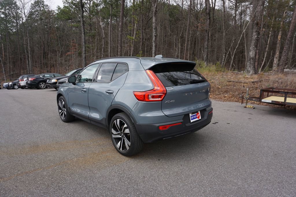 Used 2023 Volvo XC40 B4 Ultimate w/ Climate Package image 20