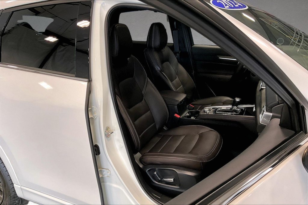 Used 2024 MAZDA CX-5 Signature AWD/4WD image 30