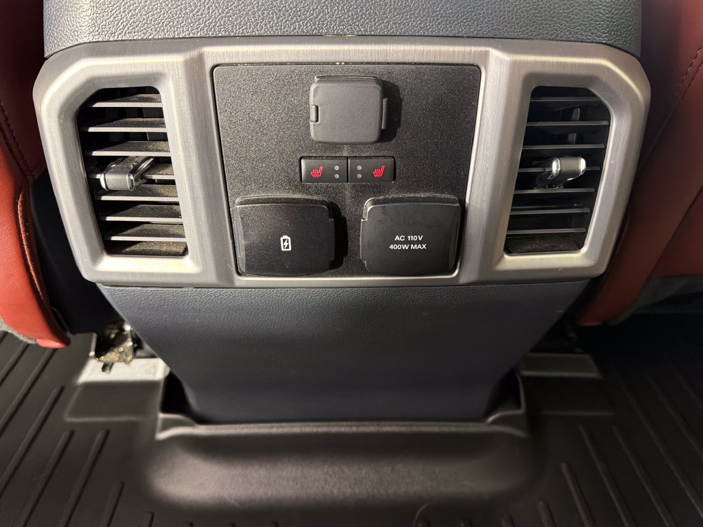Used 2022 Ford F350 Platinum AWD/4WD image 18
