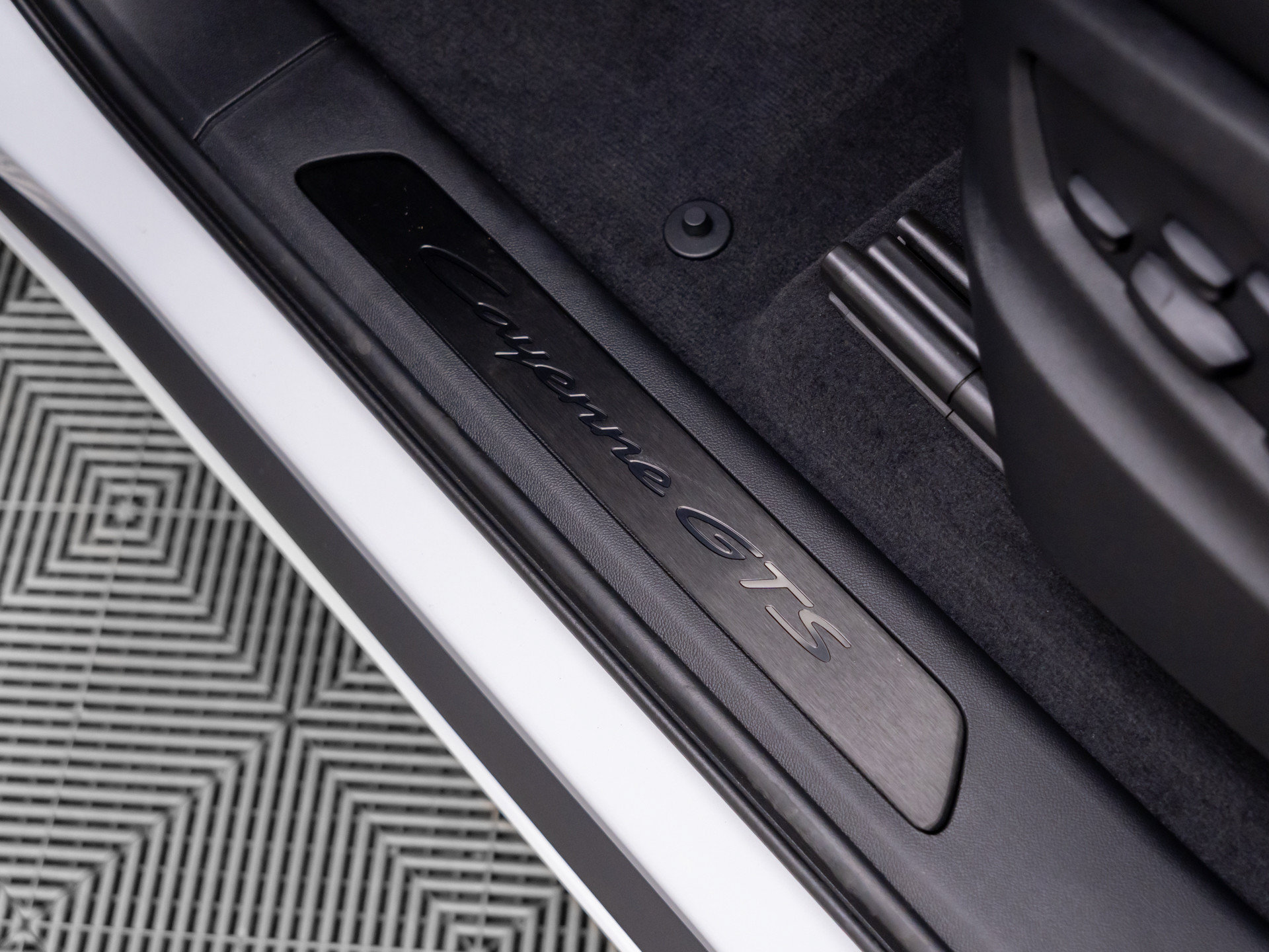 New 2026 Porsche Cayenne GTS AWD/4WD image 15