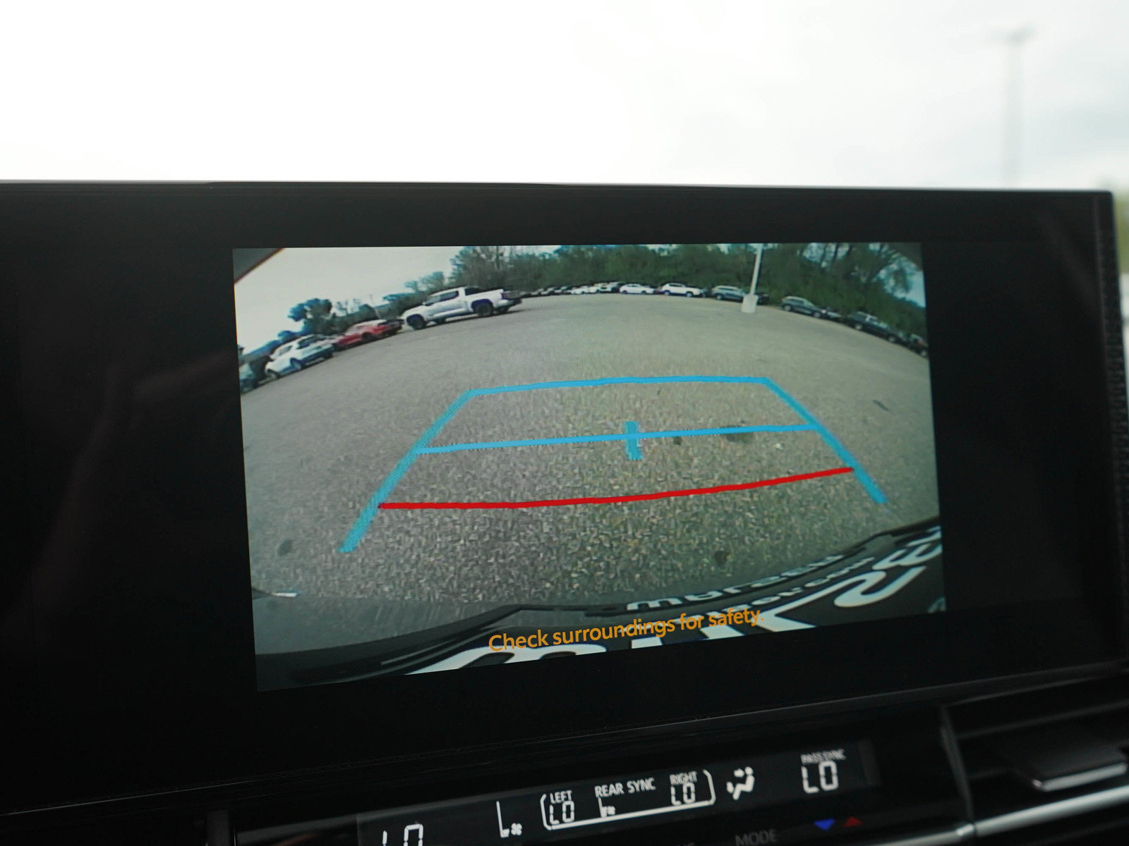 Used 2025 Toyota Sienna XLE w/ XLE Plus Package AWD/4WD image 30