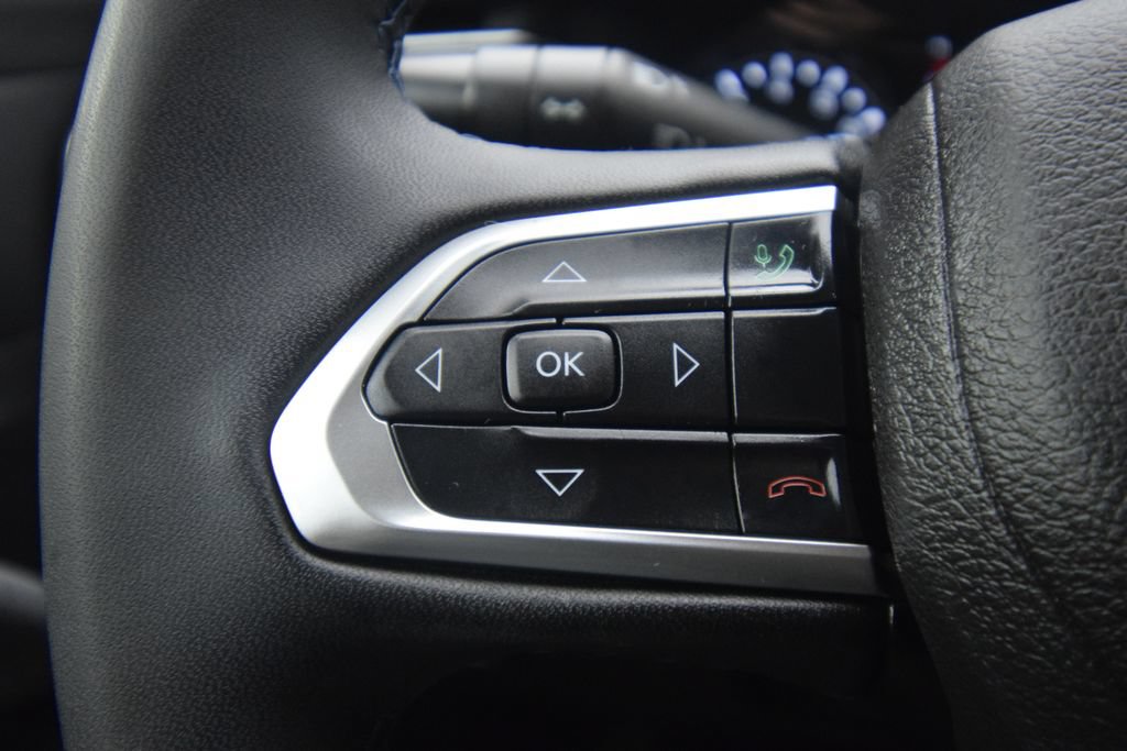 Used 2022 Jeep Compass Latitude AWD/4WD image 35