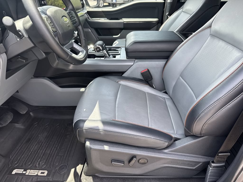 Used 2025 Ford F150 Lariat w/ Equipment Group 501A Mid AWD/4WD image 9