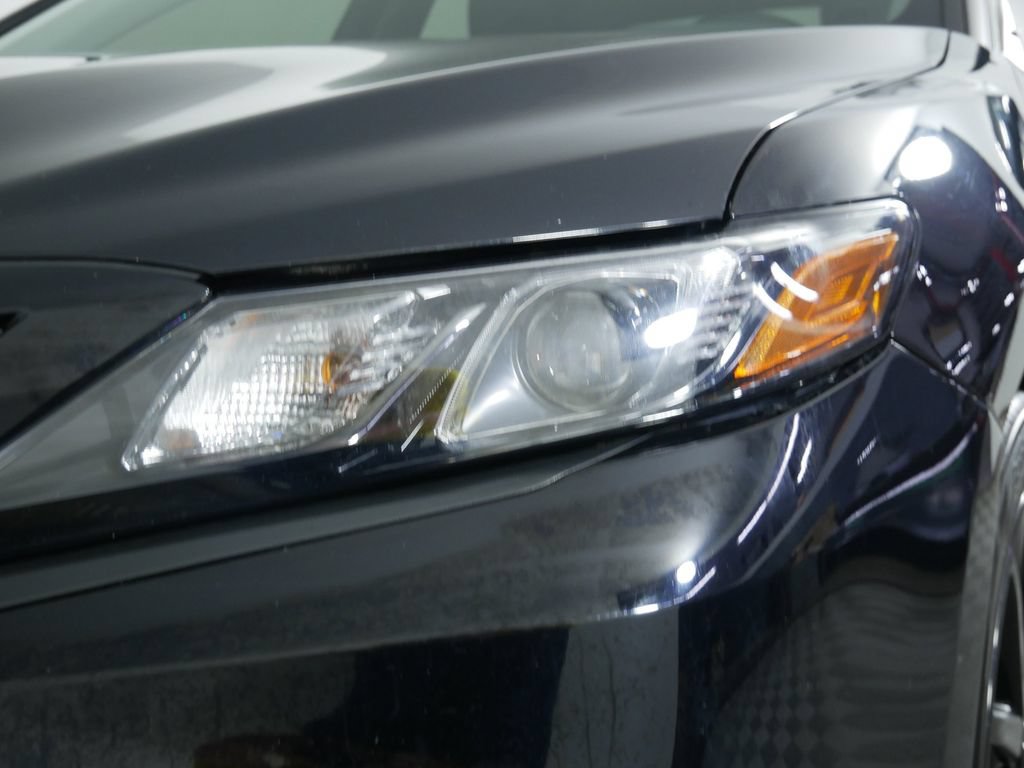 Used 2023 Toyota Camry SE FWD image 13