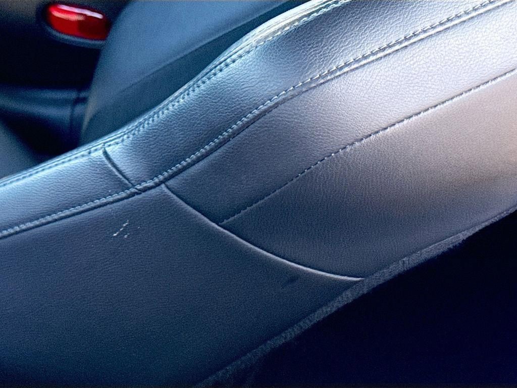 Used 2024 Nissan Z Performance w/ Floor Mat Package image 24