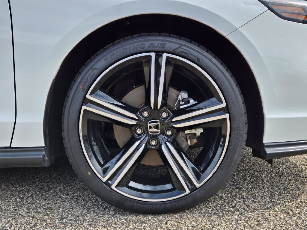 Used 2023 Honda Accord Sport image 10