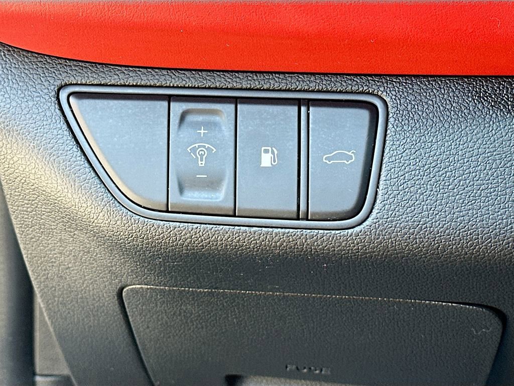 Used 2023 Genesis G70 2.0T w/ Sport Prestige Package image 10