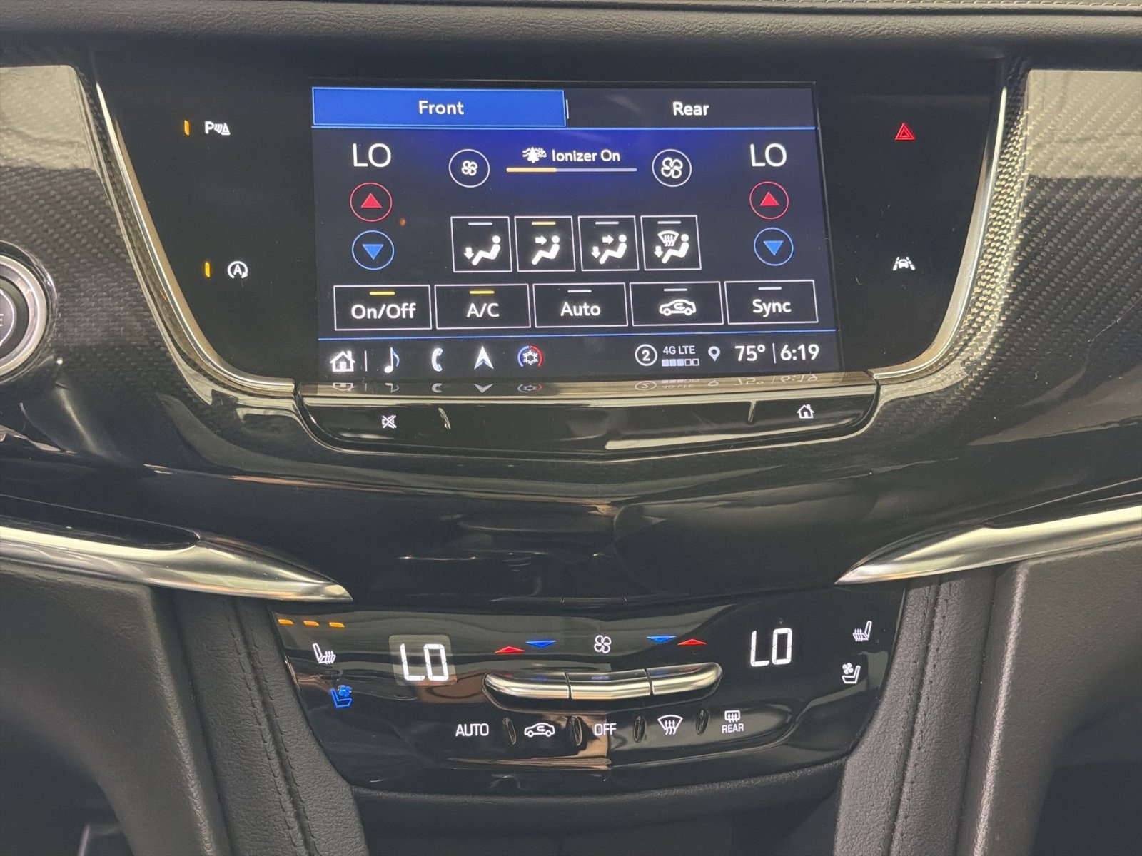 Used 2023 Cadillac XT6 Sport image 25