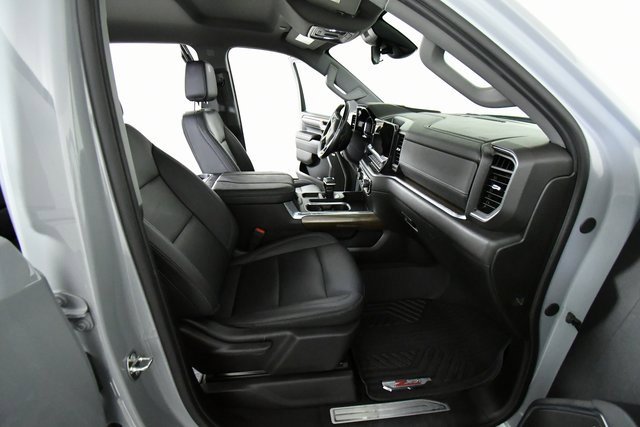 Used 2024 Chevrolet Silverado 1500 RST w/ Convenience Package II image 22