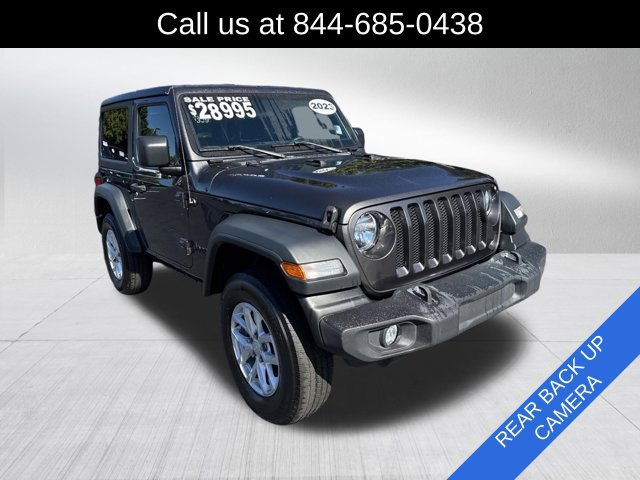 Used 2023 Jeep Wrangler Sport AWD/4WD image 3
