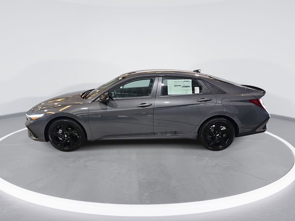 New 2026 Hyundai Elantra Sport FWD image 8
