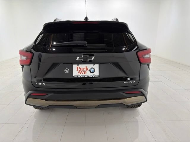 Used 2025 Chevrolet Trax ACTIV w/ Driver Confidence Package FWD image 4