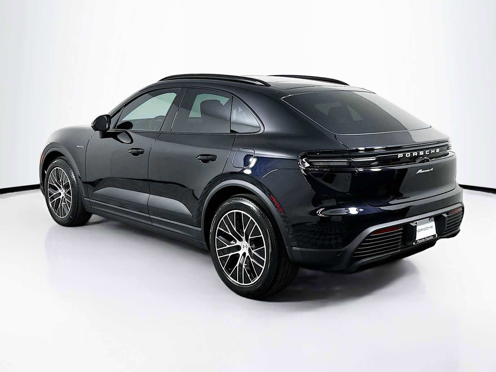 New 2025 Porsche Macan 4 Electric image 3