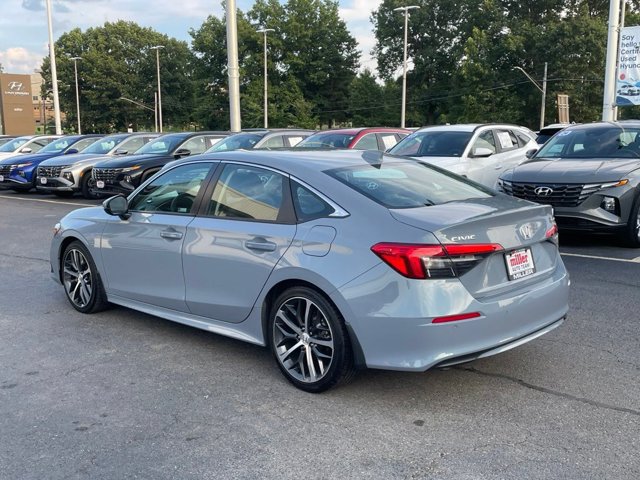 Used 2024 Honda Civic Touring image 4