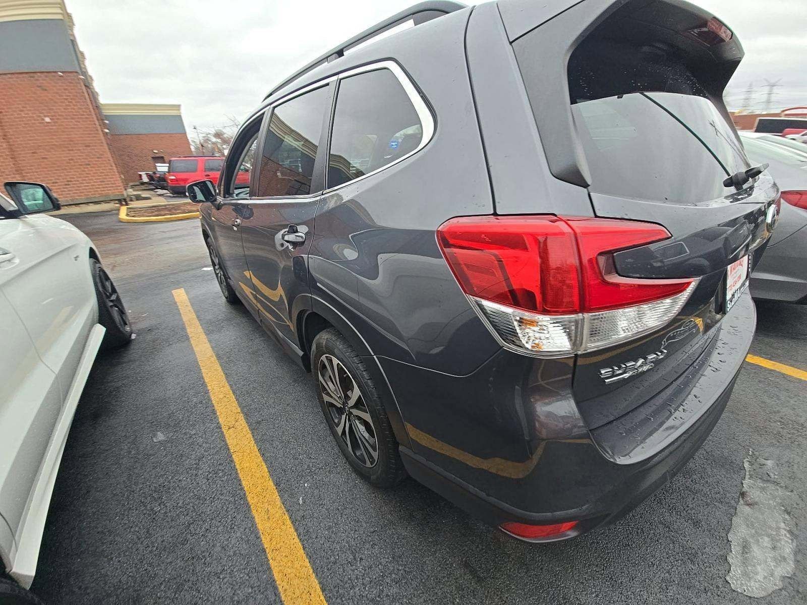 Used 2021 Subaru Forester Limited image 2