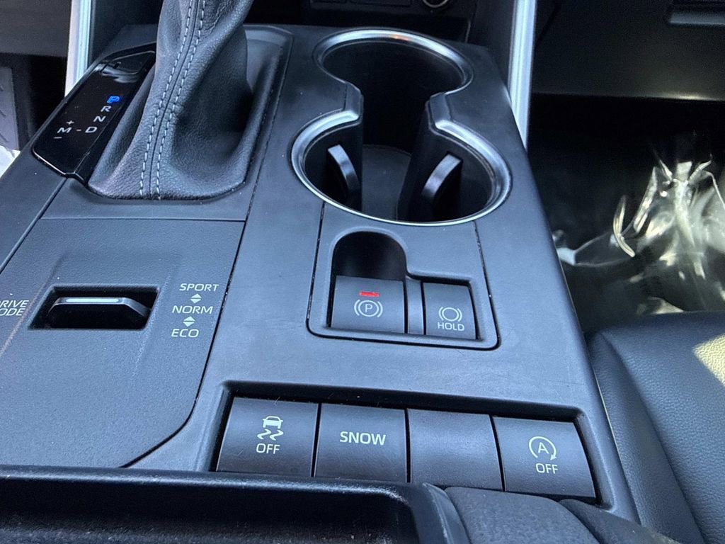 Used 2022 Toyota Highlander XSE image 36