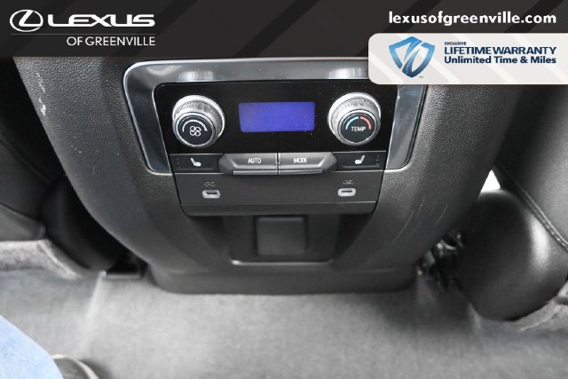 Used 2024 Chevrolet Tahoe Premier RWD image 27