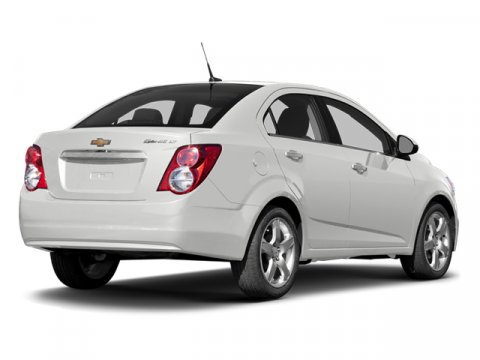 Used 2014 Chevrolet Sonic LT image 2
