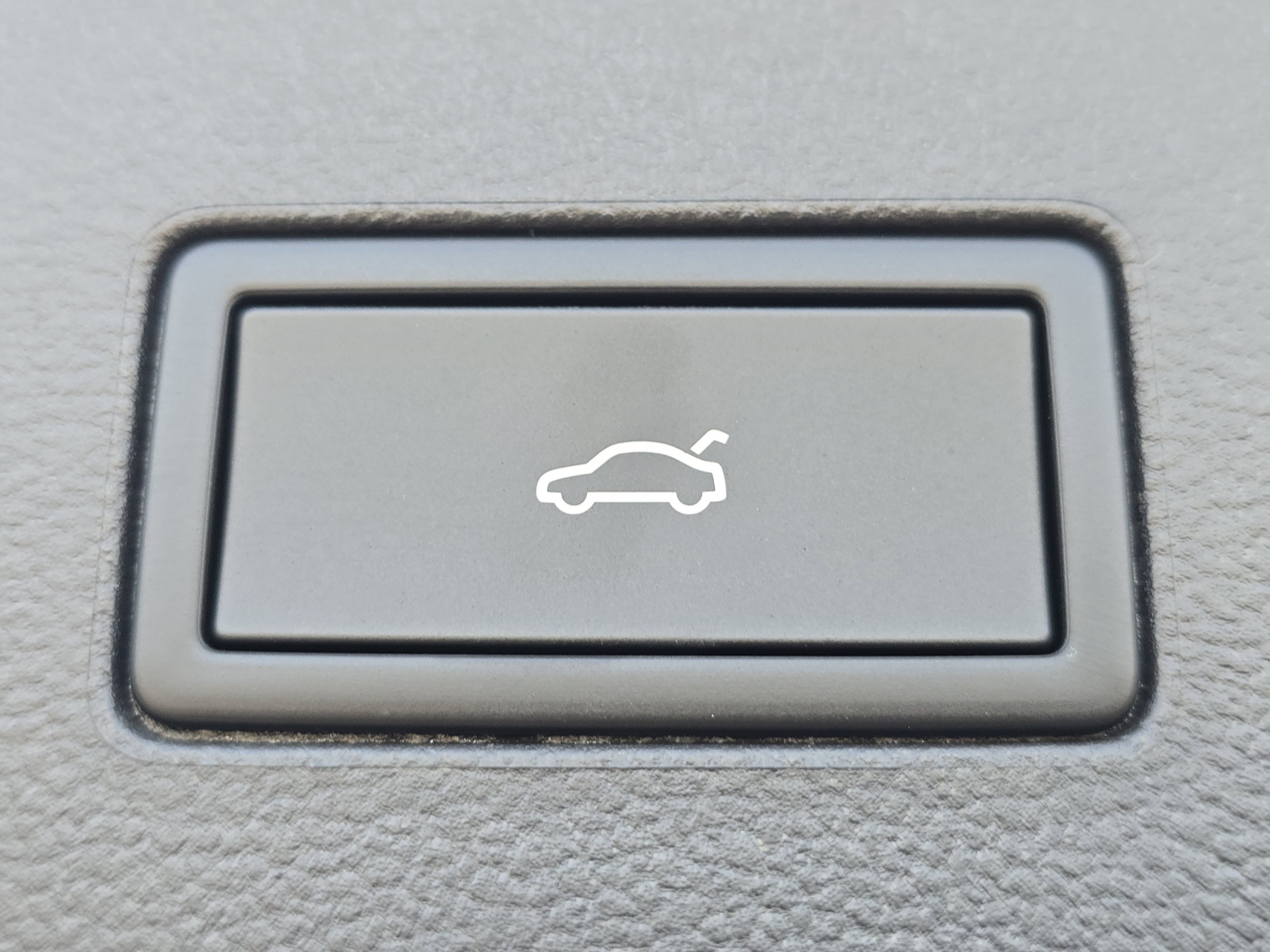 New 2026 Volkswagen Atlas SEL Premium R-Line image 18