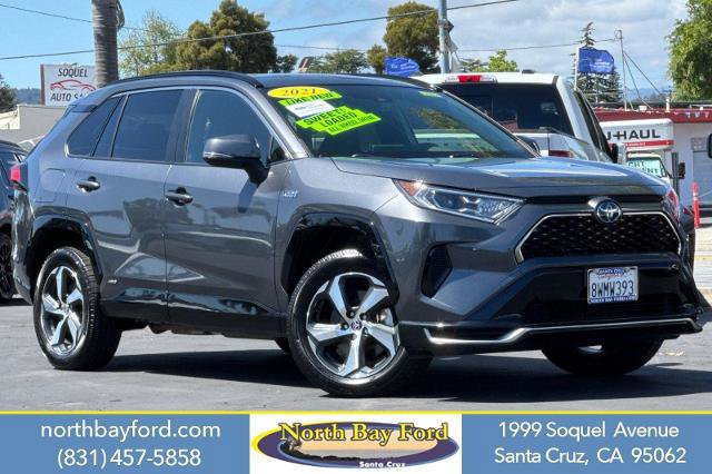 Used 2021 Toyota RAV4 SE w/ Weather & Moonroof Package image 1