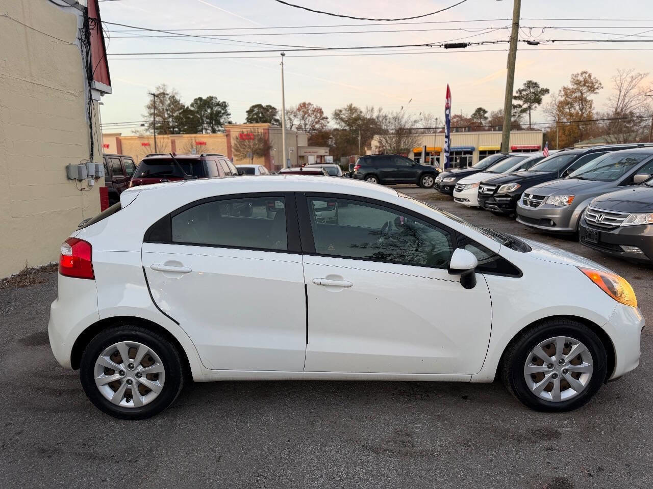 Used 2013 Kia Rio LX w/ PWR Pkg image 8