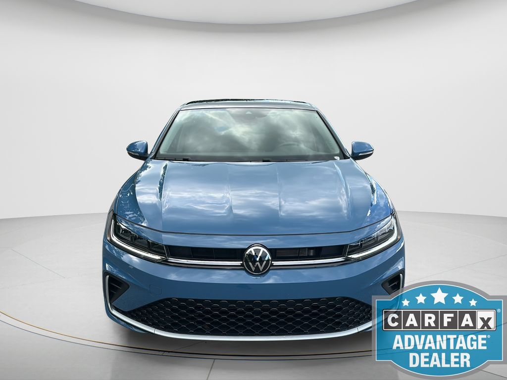 Certified 2025 Volkswagen Jetta SEL FWD image 2
