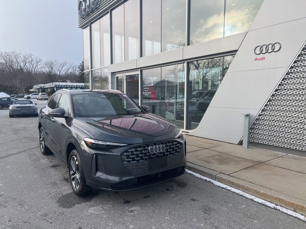 Used 2025 Audi Q5 Premium Plus image 1