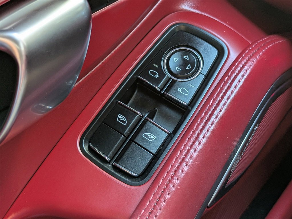 Used 2017 Porsche 718 Boxster S image 17