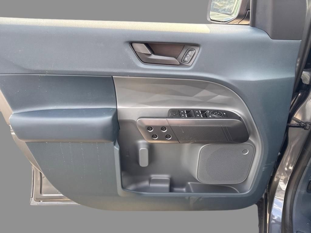 New 2025 Ford Maverick XLT w/ XLT Luxury Package image 16