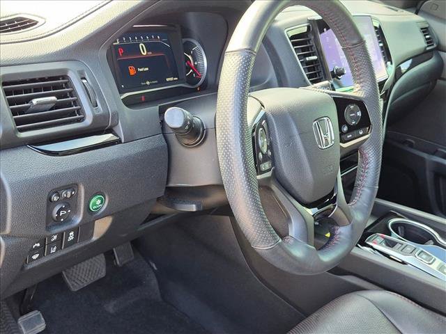 Used 2024 Honda Passport Black Edition image 9