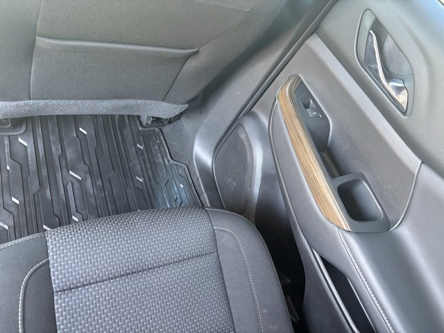 Certified 2023 GMC Acadia SLE image 17