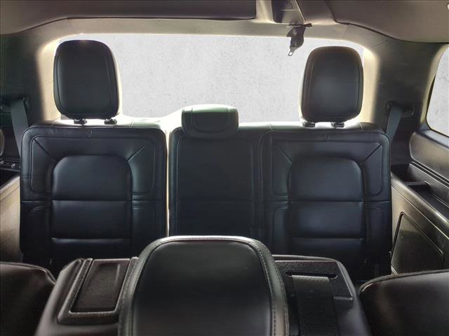Used 2019 Lincoln Navigator Select w/ Technology Package image 21